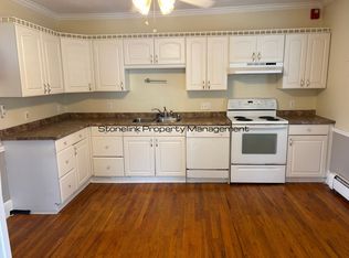 113 Bellingham St, Woonsocket, RI 02895