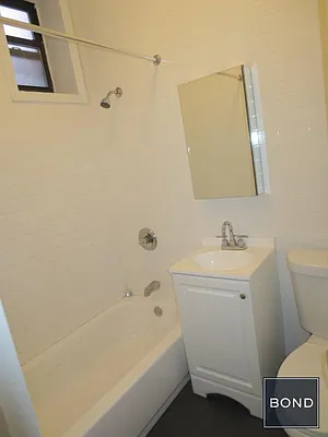 Rented by Bond New York | media 13