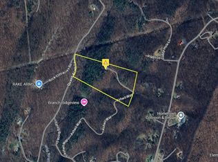 406 Ashwil Way, Berkeley Springs, WV 25411