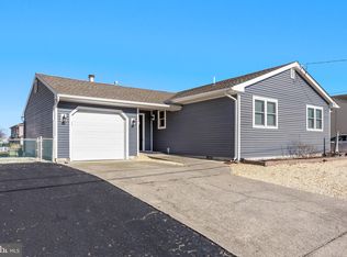 121 E Schuylkill Rd, Little Egg Harbor, NJ 08087