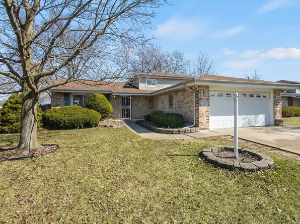 311 S Harper Ave, Glenwood, IL 60425