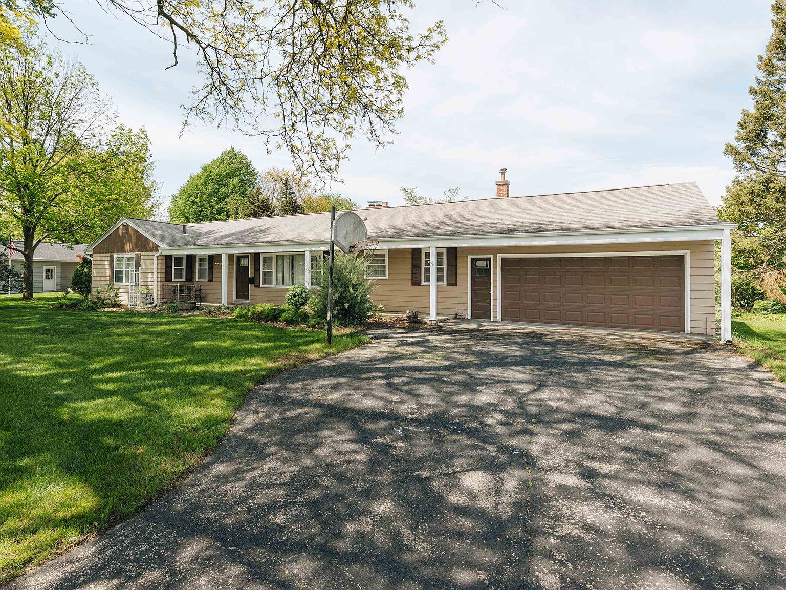 1160 Prospect Blvd, Waterloo, IA 50701 Zillow