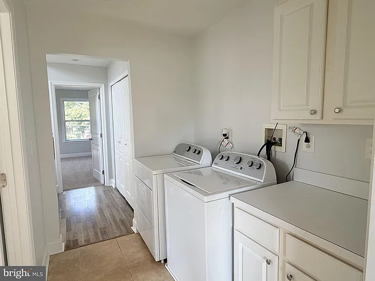 8 Mechanic St — Photo 11