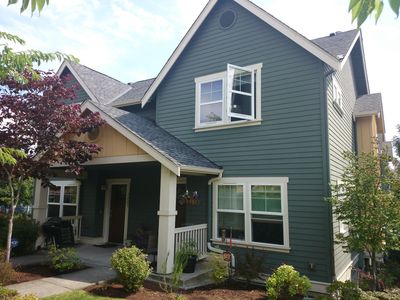 3207 SW Raymond St, Seattle, WA, 98126