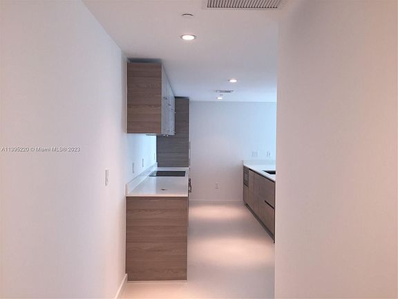 4th image of 1300 S Miami Ave Unit 3410