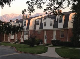 688 E Illiamsburg Cir, Sandy, UT 84070