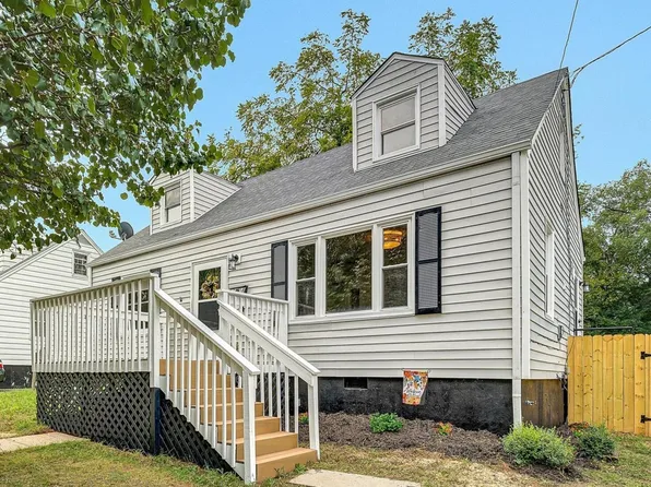 2508 Churchill Dr NW, Roanoke, VA 24012