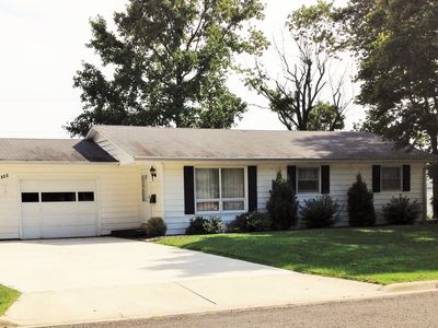 588 W Hill St, Nashville, IL, 62263