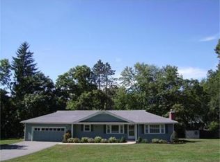 41 Mayfield Dr, Groton, MA 01450