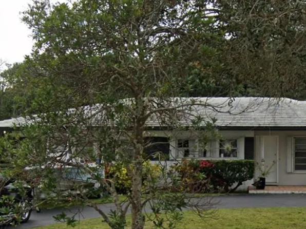 9000 SW 174th St, Palmetto Bay, FL 33157