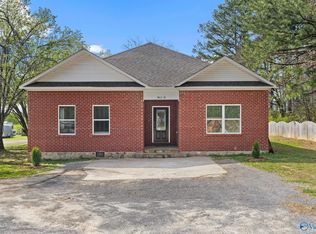 19259 Runway St, Athens, AL 35614