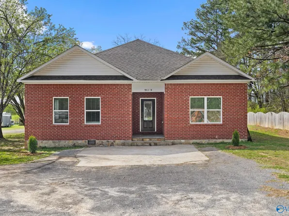 19259 Runway St, Athens, AL 35614