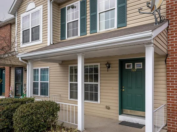 307 Chadham Ct, Bellefonte, PA 16823