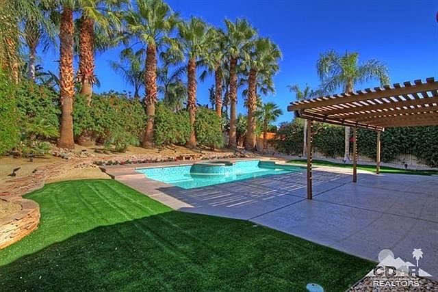 1st image of 78840 La Palma Dr