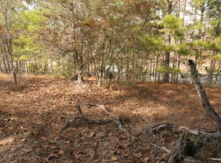 185 Corral Rd, Smithville, TX 78957