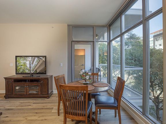 4th image of 206 Park Blvd Unit 306