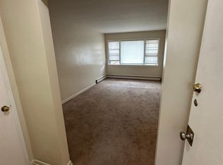 256 Ridgefield Ave #1, Bogota, NJ 07603