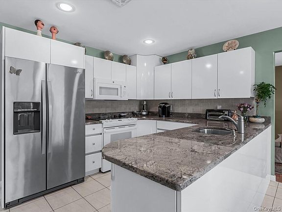 4th image of 29 Sunhill Road