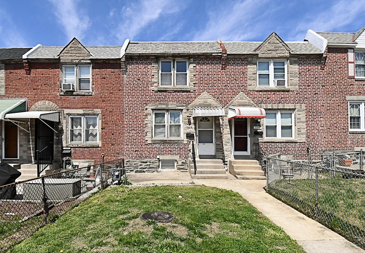 Building Photo - 2219 Ardmore Ave