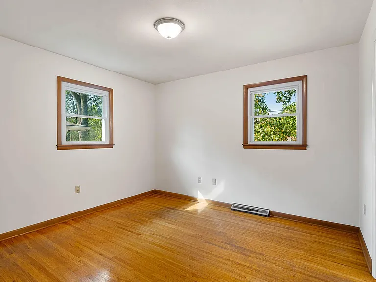 2107 Garden Dr — Photo 14
