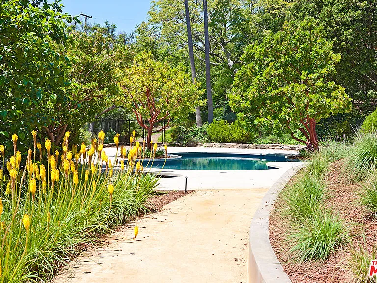 6228 Sycamore Meadows Dr — Photo 4