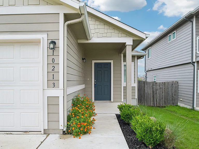 10213 Forest Grove Dr — Photo 2