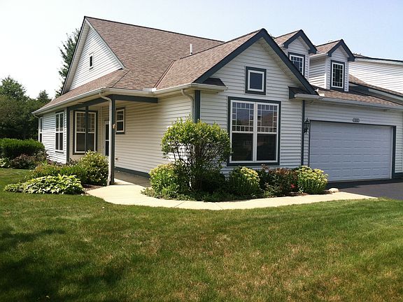 3rd image of 2222 Langford Ln