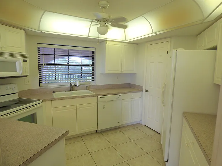 23465 Harborview Rd #234 — Photo 6