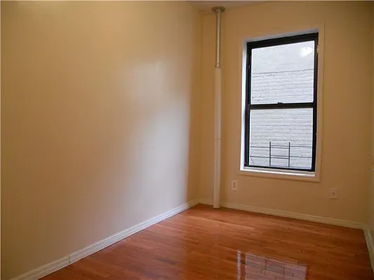 Rented by I & I New York | media 4