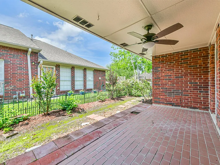 3327 S Country Meadows Ln — Photo 23