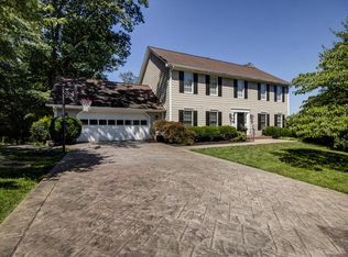 5016 Woodmont Dr, Roanoke, VA 24018