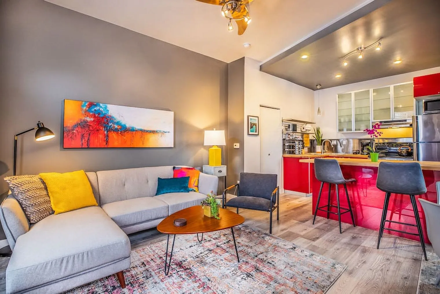 1 bed, 1.0 bath, $3,208 — Photo 2