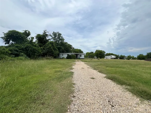 440 Old Moody Rd, Eddy, TX 76524