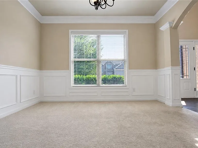 5817 Park Point — Photo 9