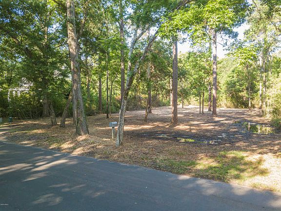5th image of 165 Distant Island Dr