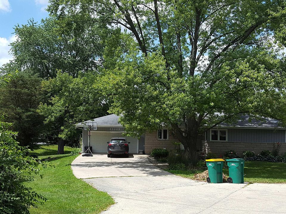 2nd image of 23005 S Bud Ct