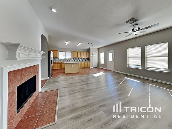 5th image of 16707 Thorn Cypress Dr