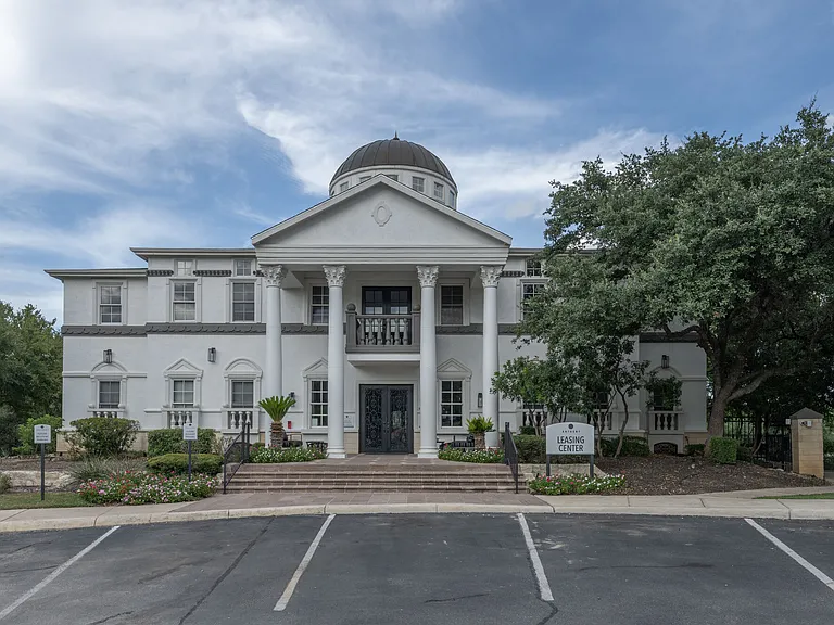 The Anthony at Canyon Springs — Photo 40