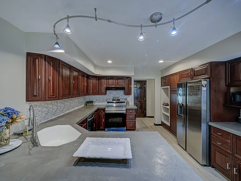 17 Bauers Ln — Photo 19