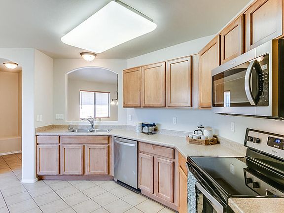 5th image of 4136 E Coolbrooke Dr