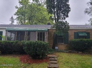 4709 Palmer St, Lansing, MI 48910