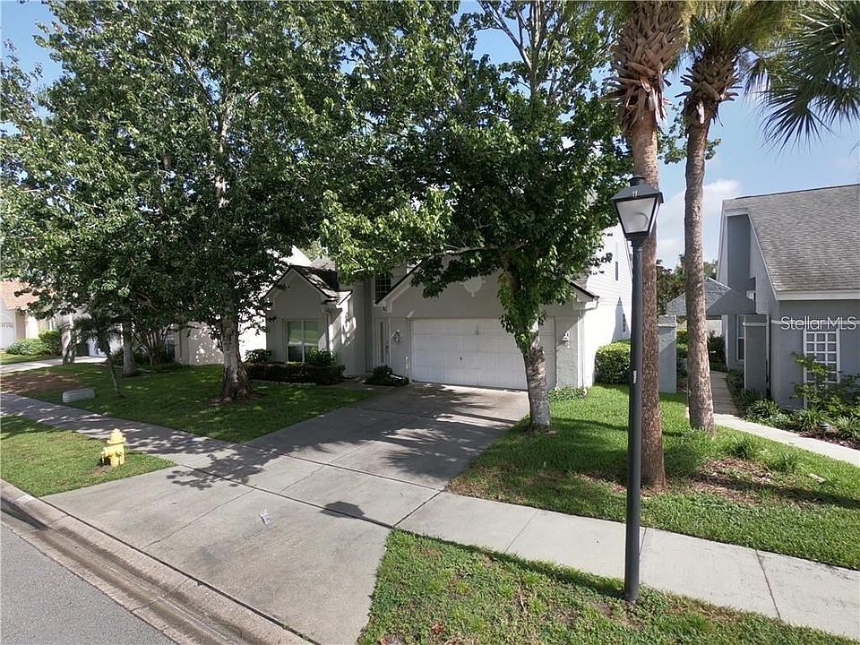 1st image of 836 W Charing Cross Cir