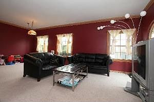 5th image of 518 Burke Dr