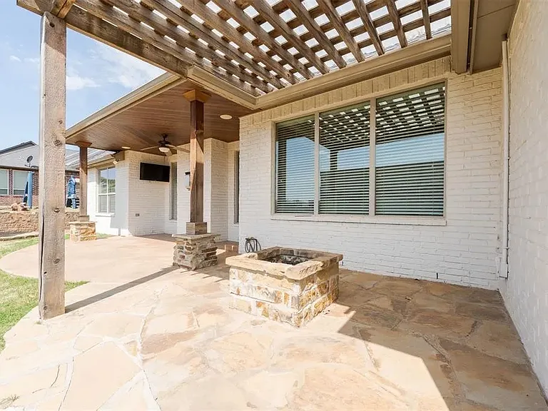 3008 Wind Call Ln — Photo 16
