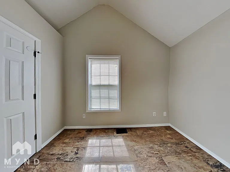 1003 W Snider St — Photo 11