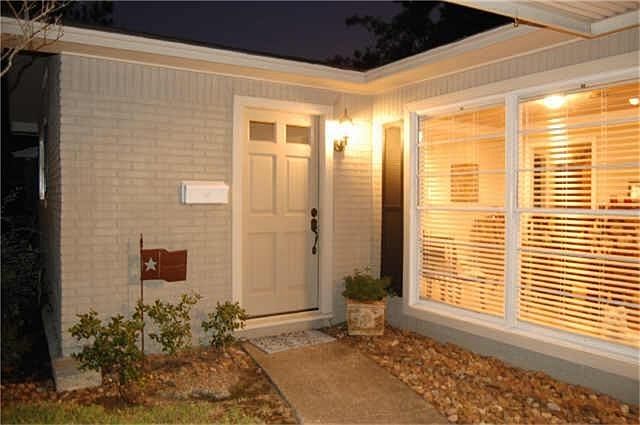 1st image of 5109 De Lange Ln