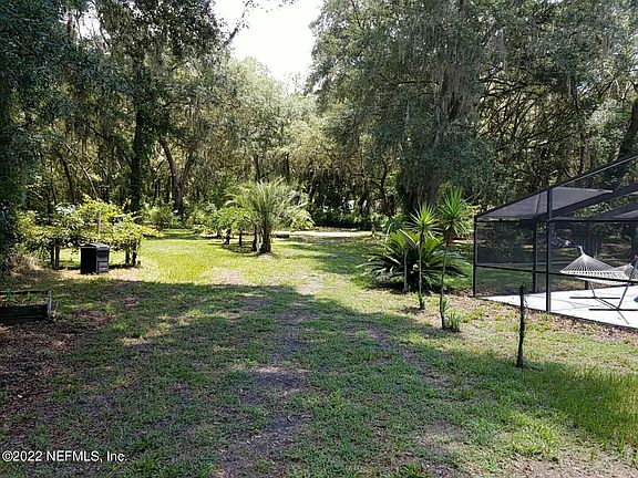 5th image of 407 Lakeshore Dr W