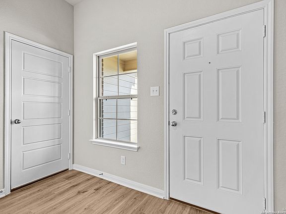 4th image of 4254 Winston Way