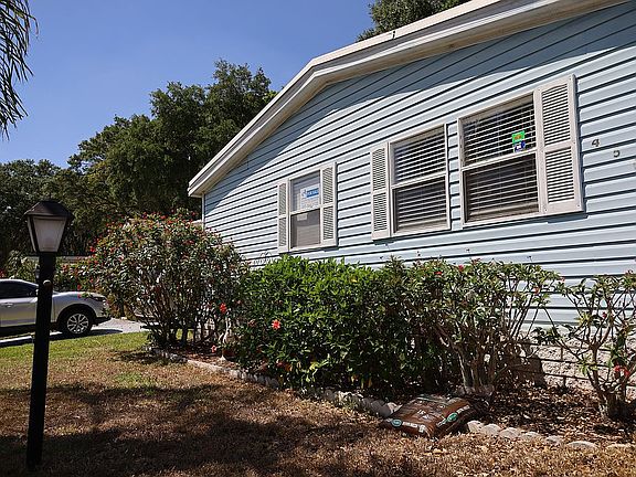 3rd image of 457 Gulf Stream Dr