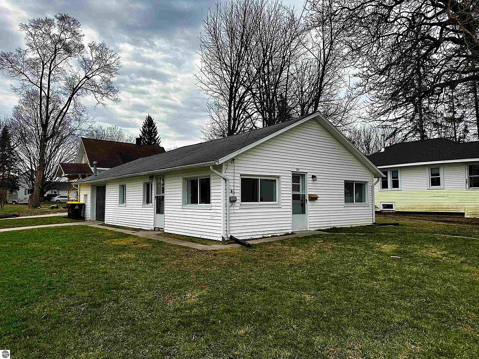 1st image of 214 N Grover Ave